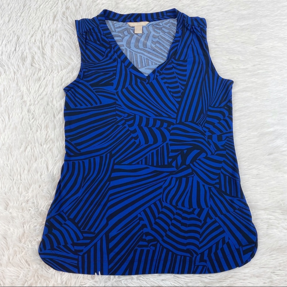 Banana Republic sleeveless printed v neck knit top shirt